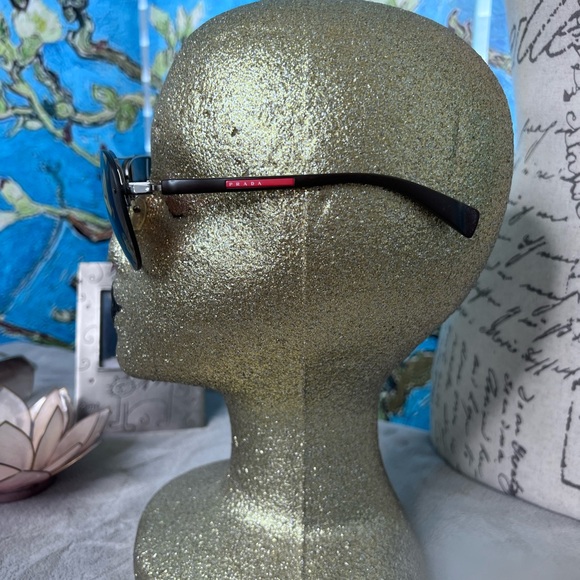 Prada, aviator sunglasses, black and brown in excellent condition. - Picture 5 of 9